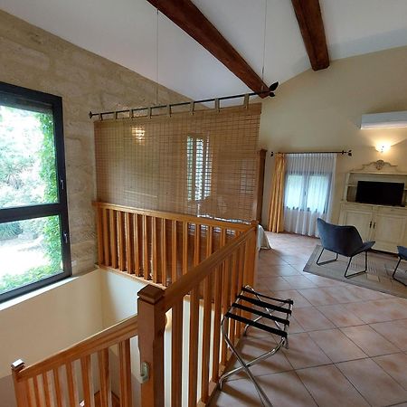 Mas Fontclaire - Sommieres Apartment Bagian luar foto
